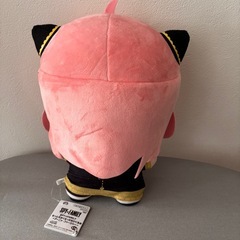 アーニャのぬいぐるみの画像