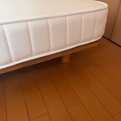 【無料】無印良品セミダブルベッド一式の画像