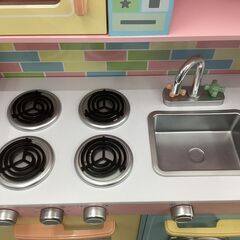 ❤️KidKraft/キッドクラフト❤️おままごとキッチン❤️小物セット付❤️お買い得❤️本格的❤️2710の画像