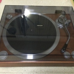 レコードプレイヤーの画像