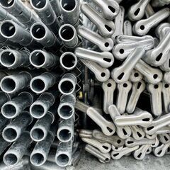 足場資材の洗浄・仕分け作業／未経験者40代も活躍中！キレイ・綺麗に洗浄するお仕事です。の画像