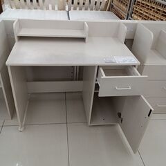★リユースのサカイ日立店★HJ8548 NITORI デスク　3点セット ライトグレー H87.5×D56×W95 クリーニング済み の画像