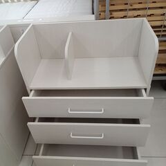 ★リユースのサカイ日立店★HJ8548 NITORI デスク　3点セット ライトグレー H87.5×D56×W95 クリーニング済み の画像