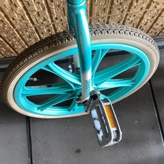 一輪車 ブリヂストン 20インチ グリーン スタンドありの画像