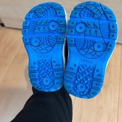 アンパンマンのブーツと車柄のレインブーツですの画像