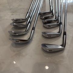 SRIXONスリクソンI404アイアンセット バッグ付きの画像