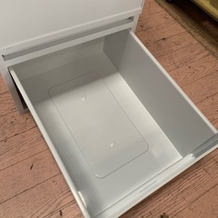 取引中　衣装ケース3段の画像