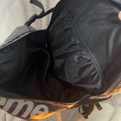 supreme リュックサックの画像