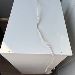 キッチンキャビネット　引き出しタイプ　コンセント付きの画像