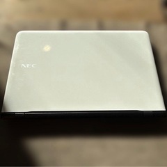 NEC LaVie PC-GN15CJSA4 のーとぱそこんノートパソコンの画像