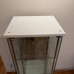 ガラスラック、フィギュアケースの画像