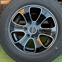 ハイエース他　ホイール付きスタッドレスタイヤ　MTS 16インチ　の画像