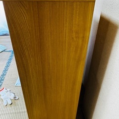 【木製本棚 1台 無料でお譲りします】の画像