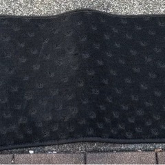 値下げしました！新品未使用トヨタ HIACE 純正フロアマットの画像