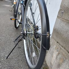 【自転車】クロスバイク 27インチ 外装6段 オートライト ホワイトの画像