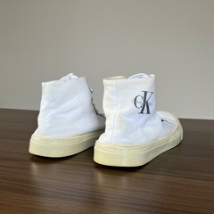 Calvin Klein ハイカットスニーカーの画像