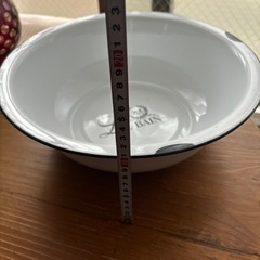 アンティーク風洗面器の画像