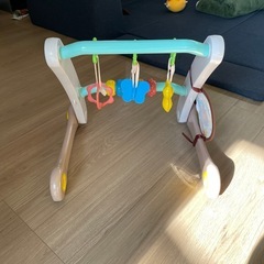 赤ちゃん用手押し車差し上げます。の画像