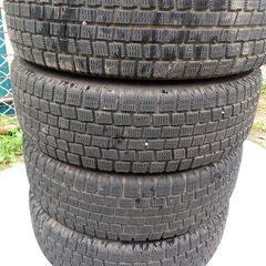 スタッドレスタイヤアルミホイール付きの画像