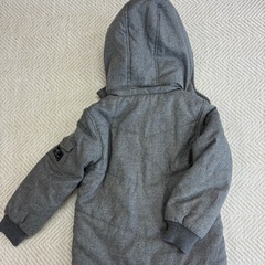 【子ども服】厚手アウター　120の画像