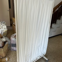 間仕切り、目隠し、移動式カーテンの画像