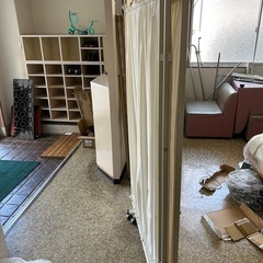 間仕切り、目隠し、移動式カーテンの画像