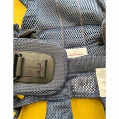 《新古品》BABYBJORN ハーモニー　ベビービョルン　抱っこ紐の画像