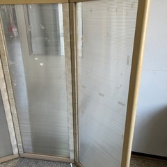 ガラス間仕切りの画像