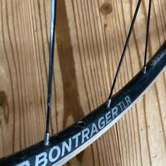 ボントレガーEMONDA4 純正フロントホイール　（クリンチャー）ロードバイク　パーツの画像