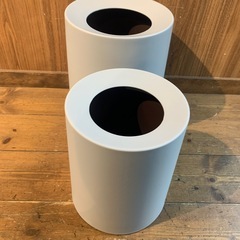 美品！ゴミ箱　2個セット　の画像