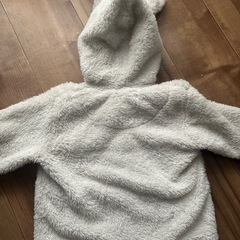 うさ耳もこもこジャンバーの画像