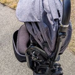 Apricaベビーカーの画像