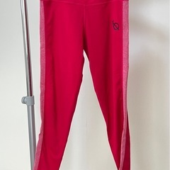 VANQUISH FITNESS レギンスの画像