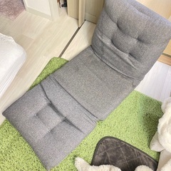 ニトリ　座面が伸ばせる座椅子　ベルラ　グレー　ごろ寝クッション　長座布団の画像