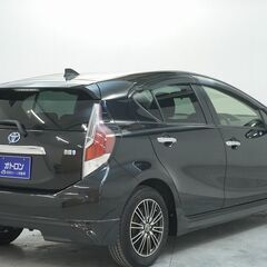 ✨ガソリン代が味方になります。低燃費代表✨トヨタ アクア 　Ｓ　スタイルブラックの画像