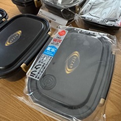 ライザップ監修レンジ調理鍋　ココットと保存容器の画像