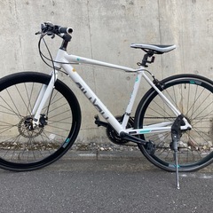 【後輪パンク要修理】クロスバイクの画像