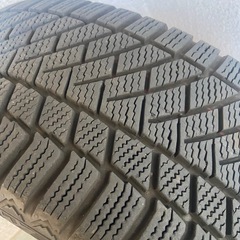 スタッドレスタイヤ 215/60 R17 ホイール　付きベンツ　配達可能❗️の画像