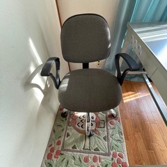 事務テーブル椅子セットの画像