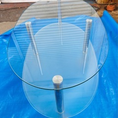 ガラステーブル　キャスター付きの画像