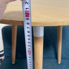 丸テーブル
の画像