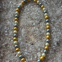 三色ネックレスの画像