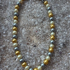 三色ネックレスの画像