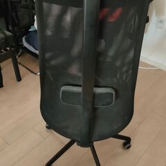 IKEAのオフィスチェアの画像