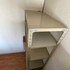 スチールラックの画像