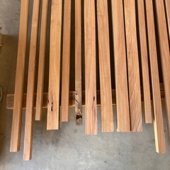 欅角材　ケヤキ　一本500円の画像