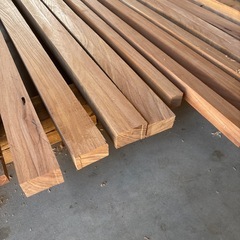 欅角材　ケヤキ　一本500円の画像