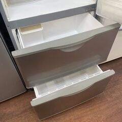 リサイクルショップどりーむ天保山店　No3780 ３ドア冷蔵庫　２５５L　サンヨー　超お買い得品🎵　動作確認OK🎵　の画像