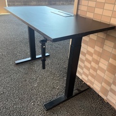昇降デスク（手動式）の画像