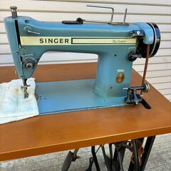 SINGER  ミシン　Blue Champion  188u　ミシン台付きの画像